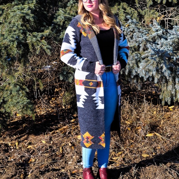 Take Me Out Aztec Crochet Cardigan - Picture 4 of 5